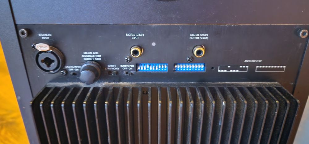 Monitor audio Tannoy REVEAL 8D