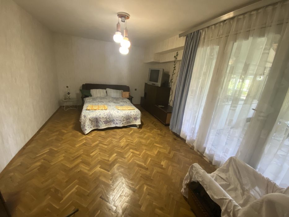 Къща под наем за 10 човека, може и работници