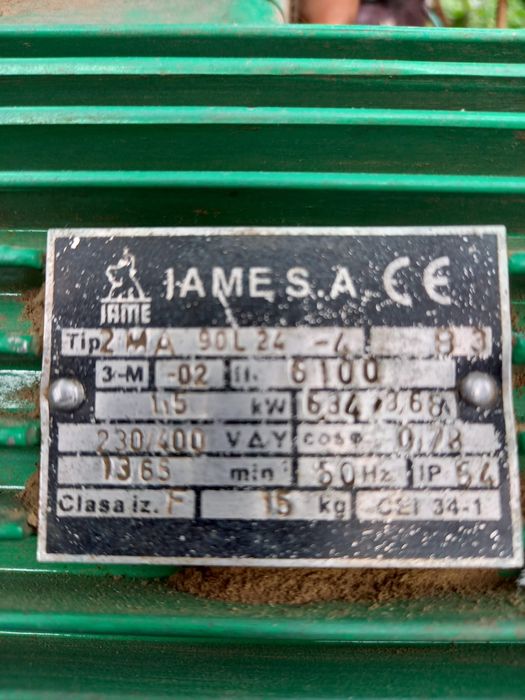 Vand motor  electric trifazic