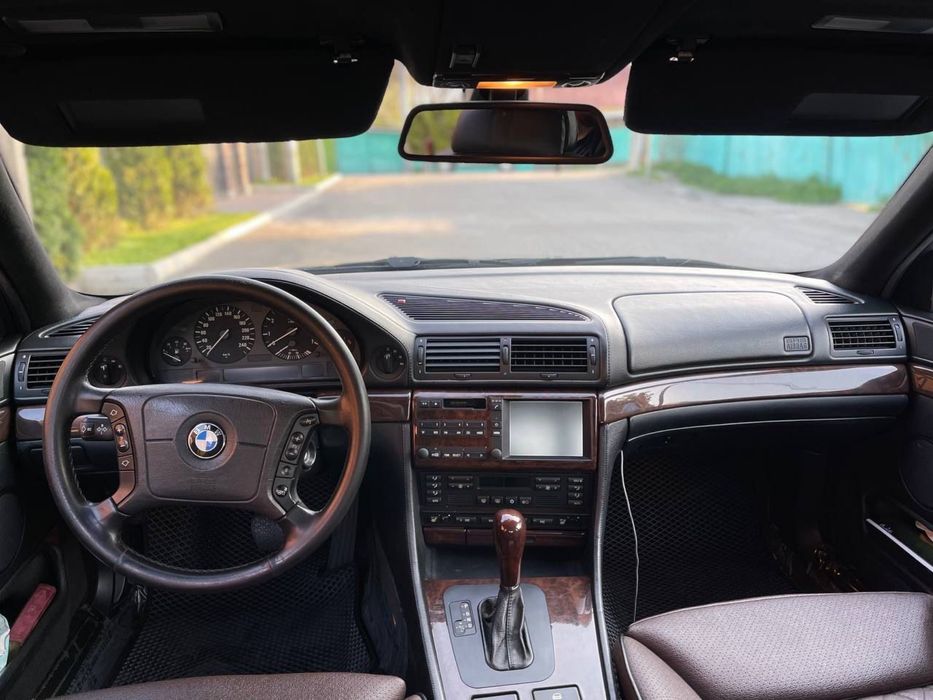 Салон BMW e38 ЛОНГ в сборе