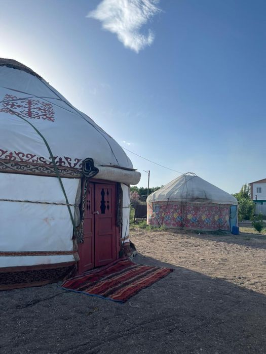 Сдаются номера на самом берегу озера