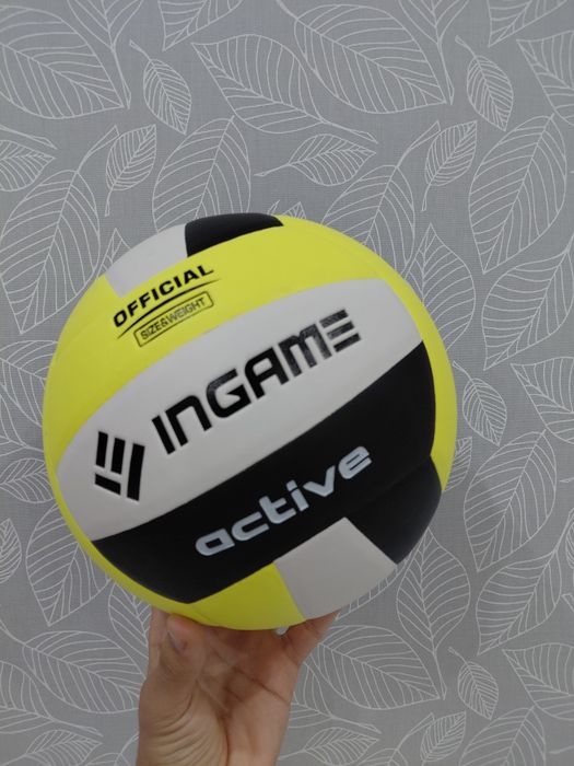 Волейбольный мяч