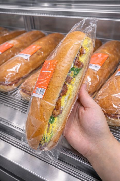 Сэндвичи/бургеры/пирожки/выпечка/крылышки