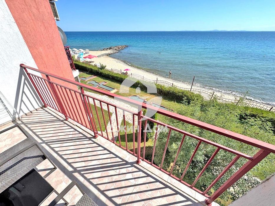 Продава се Двустаен апартамент в к.к. Елените - 60 кв.м за 2167 €/кв.м - Снимка #8