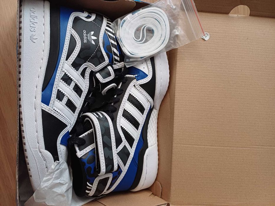 Adidas forum w mid nepurtati,in cutie marimea 36