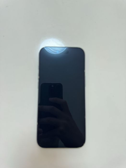 Iphone 17 Air 256GB natural white заключен.