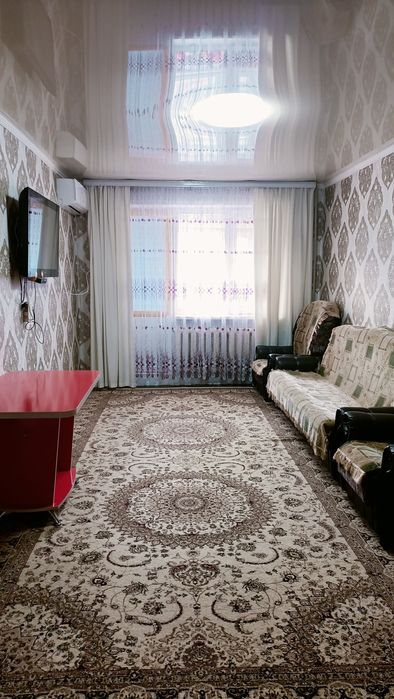 Продам 2х комнатную квартиру в районе Универсам