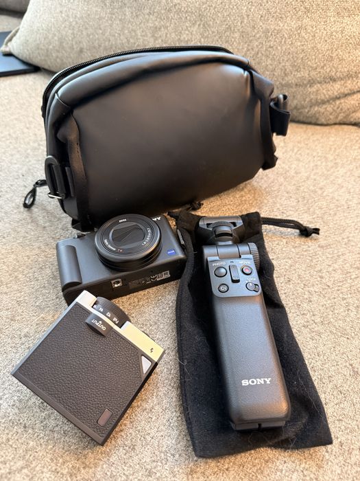 Sony ZV-1 + Shooting Grip + Светкавица | Пълен влогинг комплект
