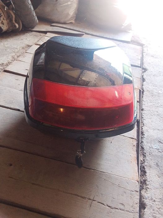 Продам мотокофра багажник для мопеда