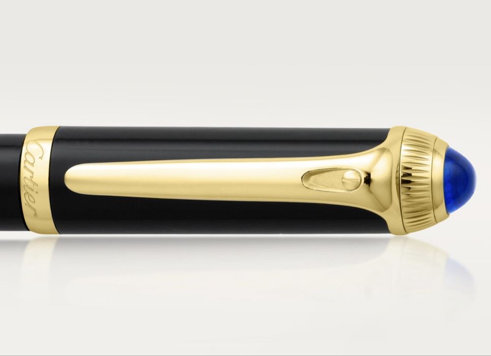 R de Cartier - pix cu bila deosebit