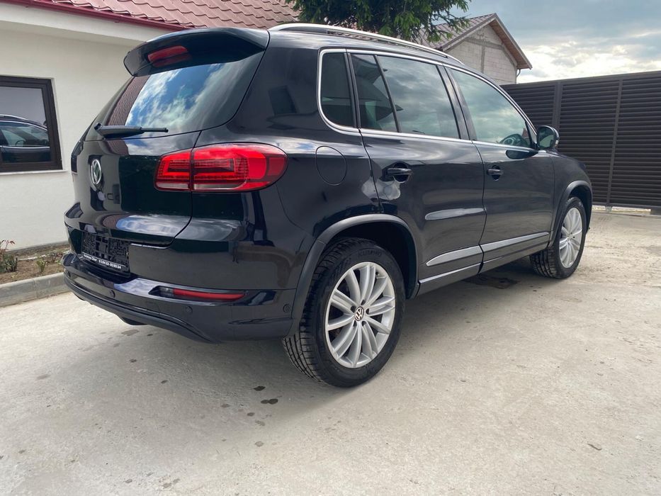 Volkswagen Tiguan 1.4 TSI 2015 Rline city scape