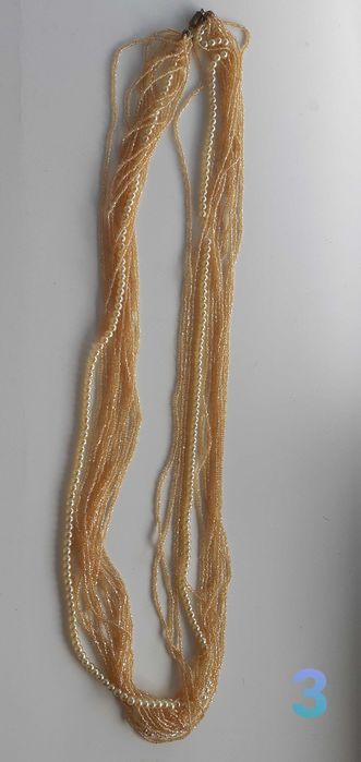 Элегантные броши, бусы