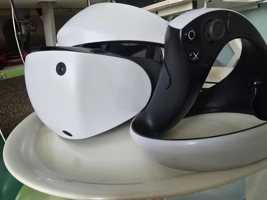 Продам очки виртуальной реальности ps vr 2