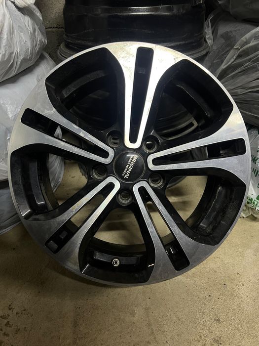 Продам диски с резиной