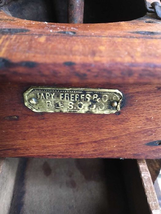 Френски мелнички за кафе