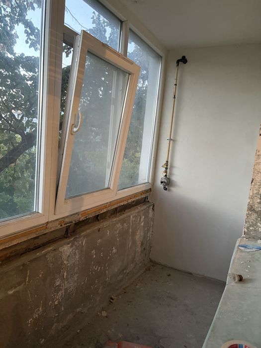 Vand apartament 3 camere Militari