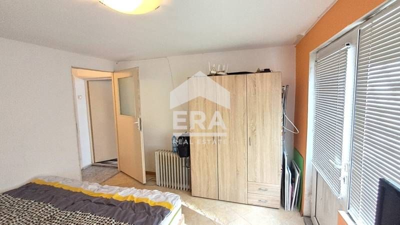 Двустаен, ексклузивен, обзаведен апартамент за продажба, в тухлена сгр