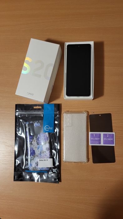 Samsung S20 FE Alb