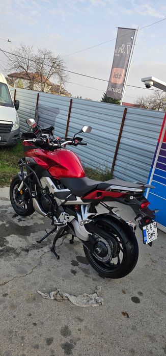 Honda VFR800X Crossrunner