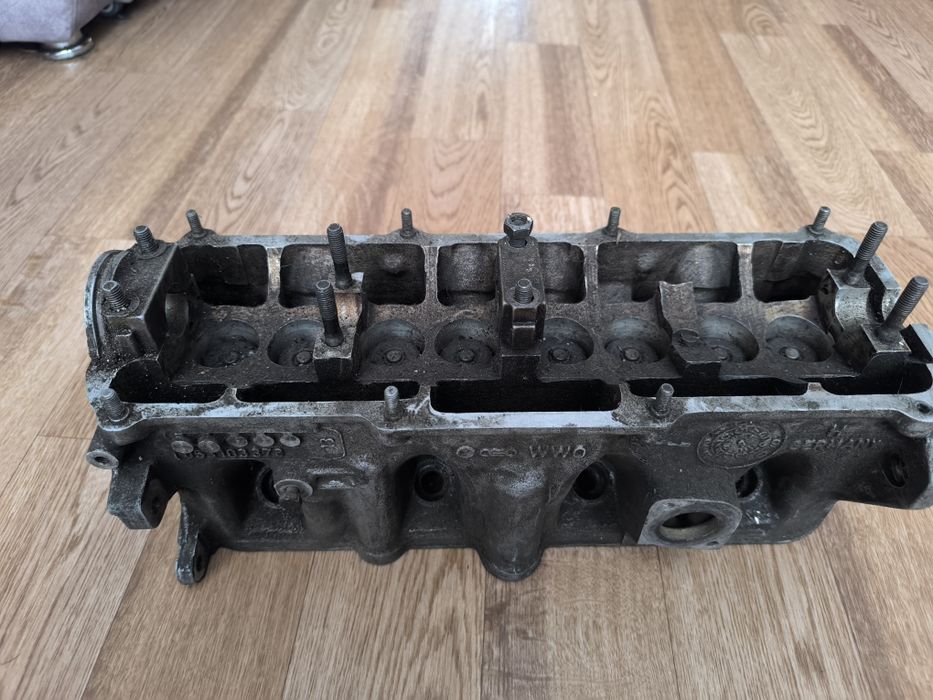 Продам ГБЦ Ауди 80 1.8