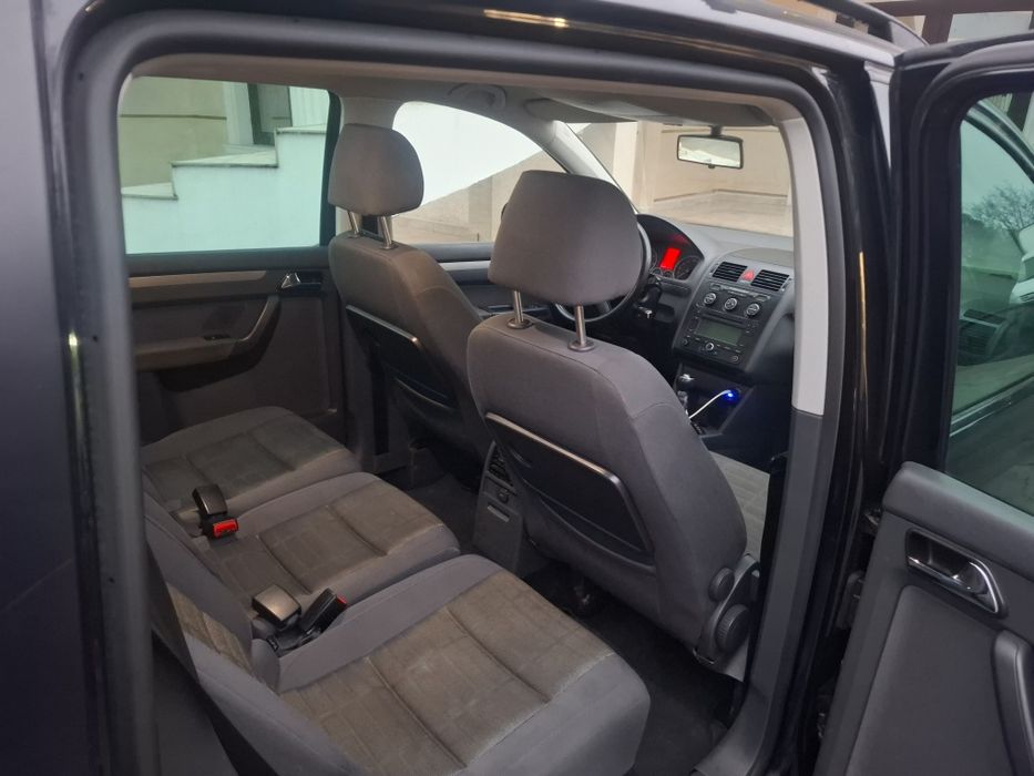 Volkswagen Touran 2.0TDi 140CP