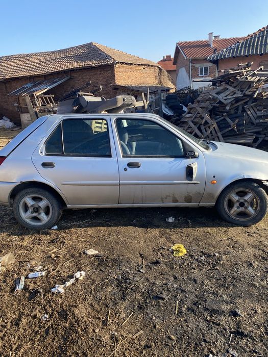 Fort fiesti 2br само на части сичко е налично