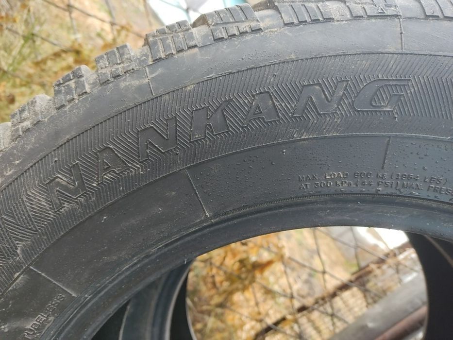 Шина зима 235/65/17