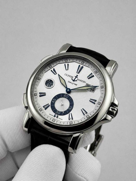 Часы Ulysse Nardin Dual Time