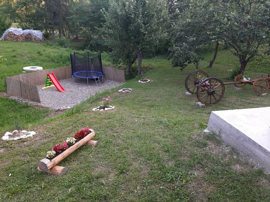 Cazare Casa Poiana Largului