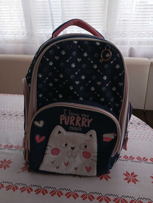 Ученическа раница за момиче