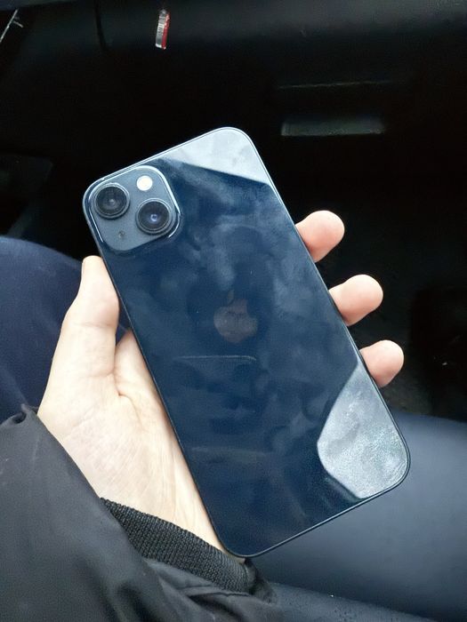 Продам айфон 13 Срочно