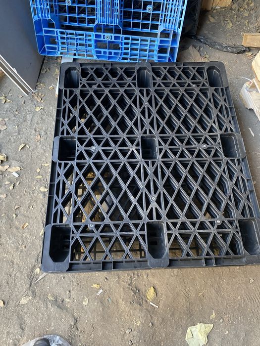 Палеты новые 1м 1.2м