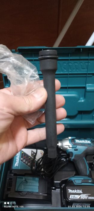 Ударный гайковёрт Makita,с набором ударных головок.