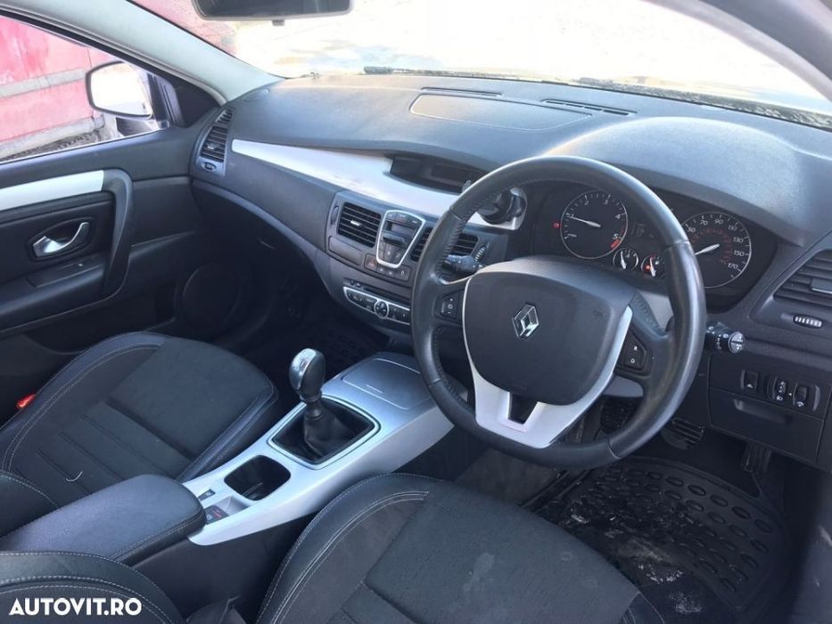 Dezmembrari Renault Laguna 3 2.0 DCI Euro 4 2008 Piese Laguna 3 2.0 diesel 2008 Euro 4