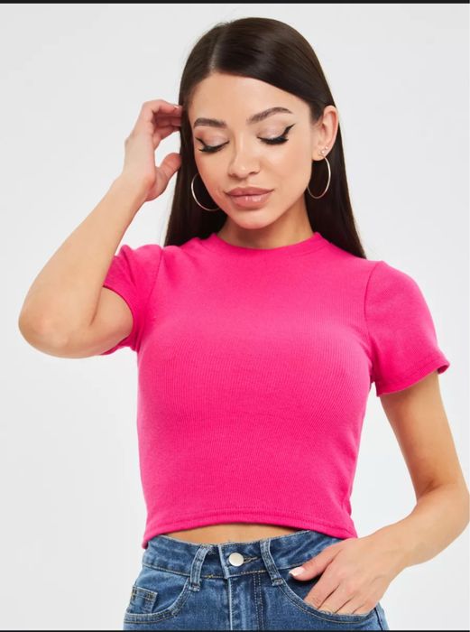 Кроп-топ в рубчик. Тренд сезона