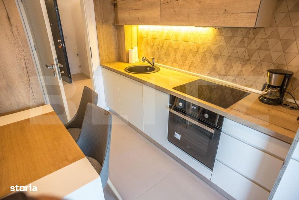 Apartament modern, 3 camere, 2 bai, parcare, Calea Turzii