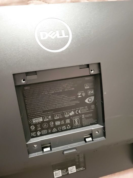 Монитор Dell p2422 IPS 24 инча