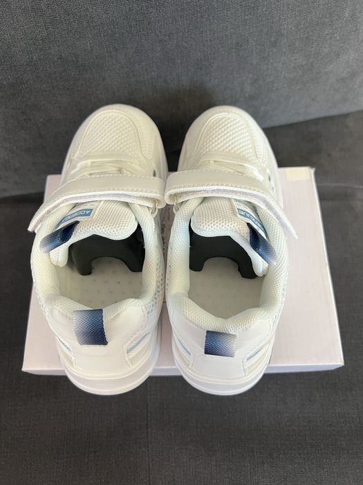 Детски обувки.