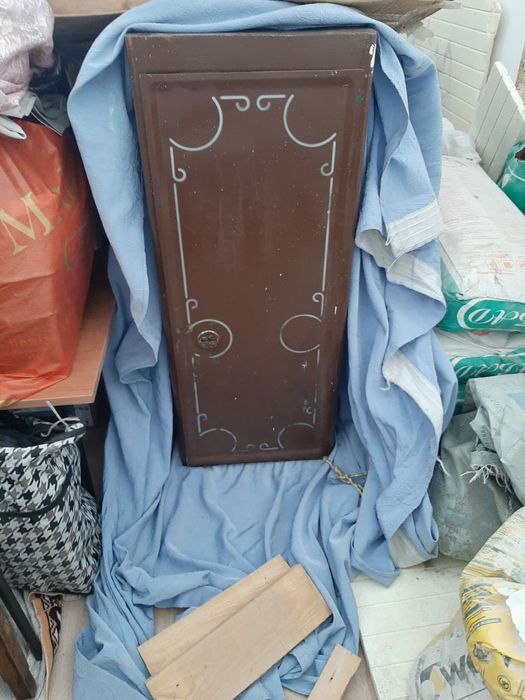 Сейф металлический