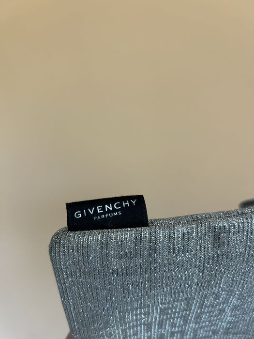 Козметична чанта Givenchy
