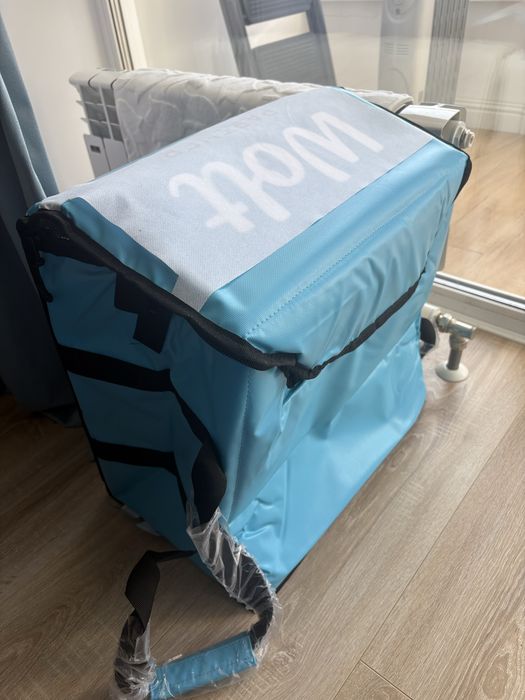 Сумка курьера Wolt