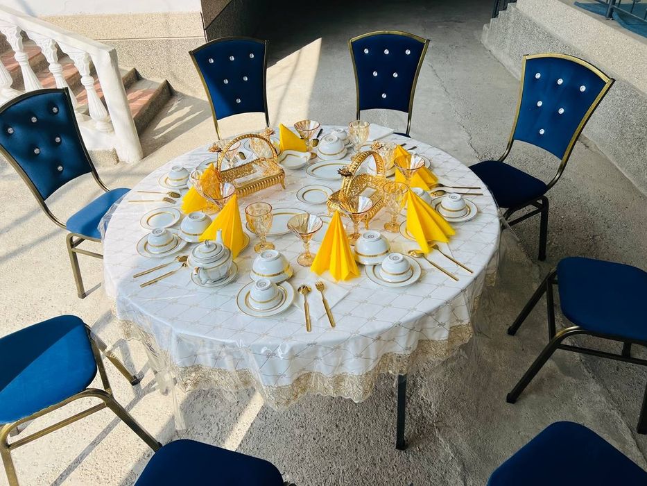 Стол стул.Идишлар ижарага берилади.