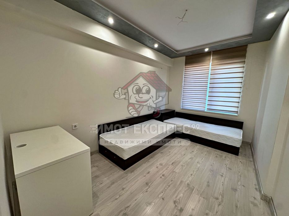 Дава се под наем Тристаен апартамент в Асеновград - 80 кв.м за 378.93 € - Снимка #9