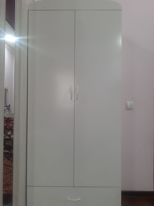 Bolalar krovati va shkafi