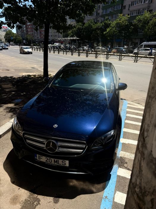 Mercedes-Benz E400 AMG-Line  4Matic Manufaktur