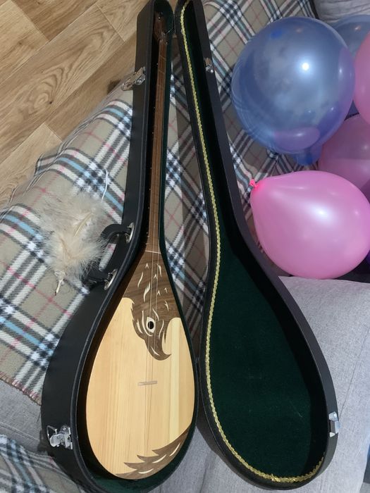 Домбыра срочно в отличном состоянии