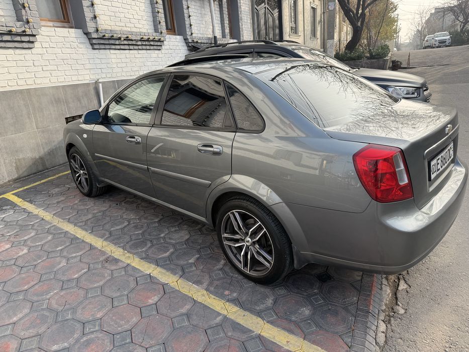 Ласетти 2013 год автомат