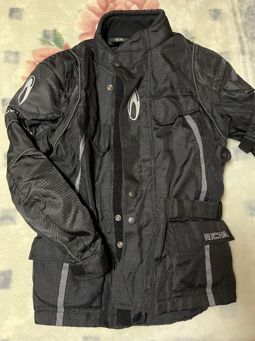 Мото якета Richa Tornado (женско XS) и Akito Python Sport (мъжко М)