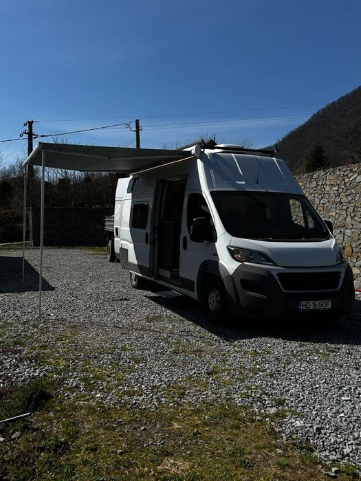 Camper impecabil ,schimb cu Tesla.