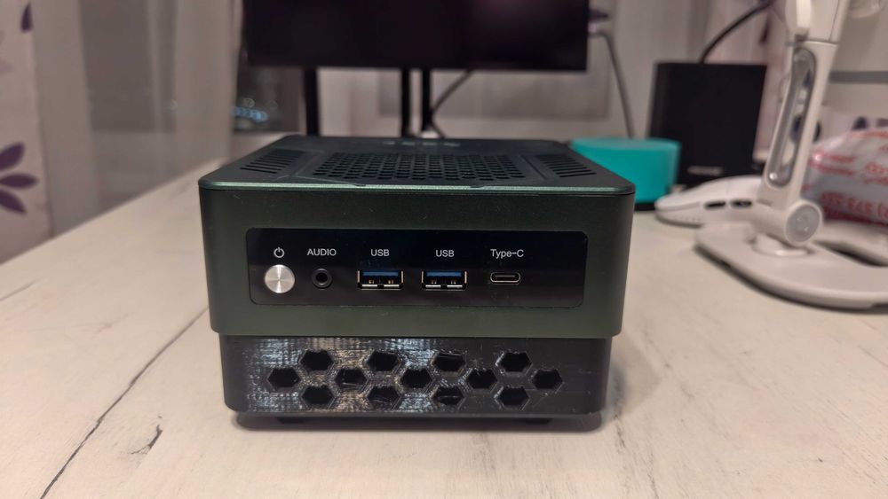 Мини пк TOPC на базе Ryzen 7 7840HS